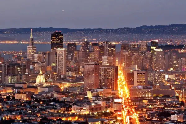 San Francisco is one of the Californian cities with a busy nightlife.